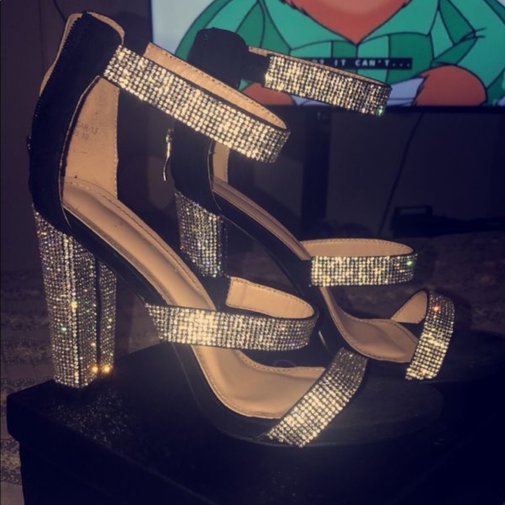 Windsor heels size 10